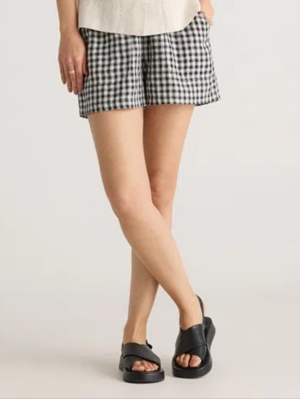 Quince Black and White Gingham High Waist Shorts SiE M - Picture 7 of 7